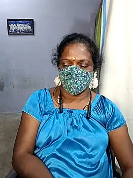 Snapshot of umashreetamil chatting on November 8, 2025, 5:22 am umashreetamil online show from November 8, 2025, 5:22 am