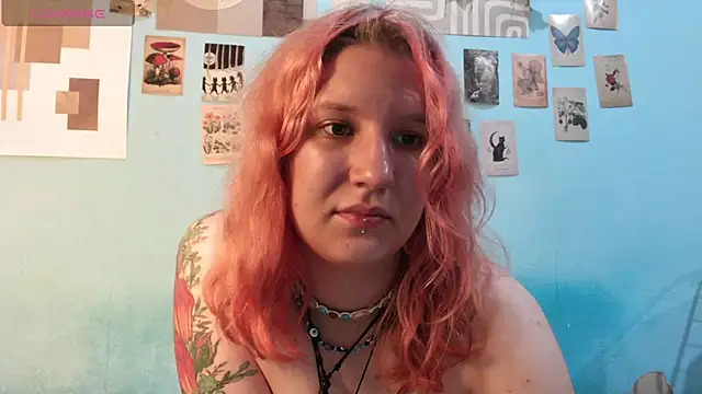 Snapshot of Hailey_Foxy chatting on July 16, 2026, 4:04 pm Hailey Foxy online show from July 16, 2026, 4:04 pm