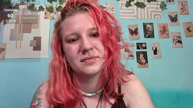 Snapshot of Hailey_Foxy chatting on July 14, 2026, 3:51 pm Hailey Foxy online show from July 14, 2026, 3:51 pm