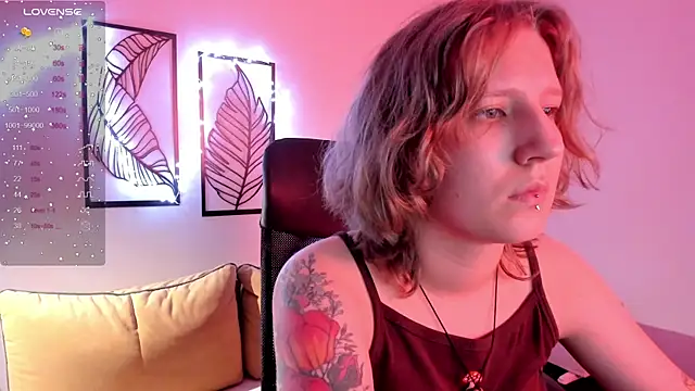 Hailey Foxy online show from November 6, 2025, 9:24 am