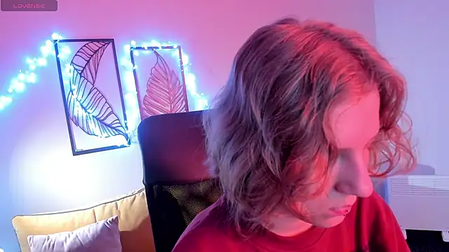 Hailey Foxy online show from November 4, 2025, 8:51 am