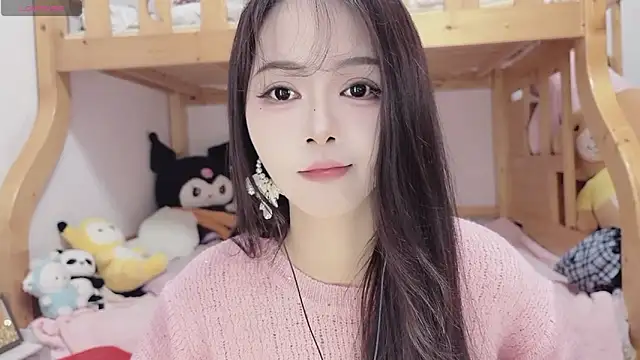 Sue101010 online show from October 25, 2025, 1:12 pm