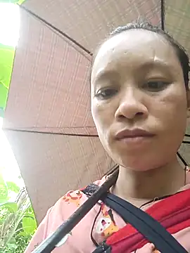 simi-lucy online show from September 25, 2025, 5:02 am