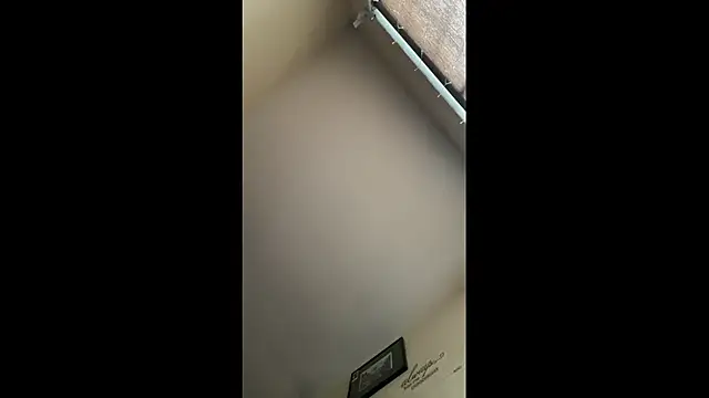 d3luluxx online show from October 28, 2025, 4:39 pm