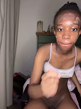 Snapshot of Prxincess_AAGodesss chatting on October 17, 2025, 9:49 pm Prxincess AAGodesss online show from October 17, 2025, 9:49 pm