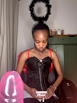 Snapshot of Prxincess_AAGodesss chatting on October 30, 2025, 11:23 pm Prxincess AAGodesss online show from October 30, 2025, 11:23 pm