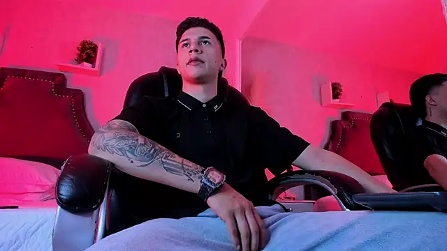 Snapshot of liaamsmiith_ chatting on January 19, 2026, 12:42 pm liaamsmiith online show from January 19, 2026, 12:42 pm