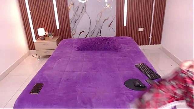 shena nomy1 online show from December 14, 2025, 8:25 pm