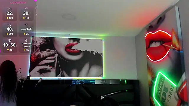 Sara Bdsm  online show from May 16, 2026, 12:04 pm