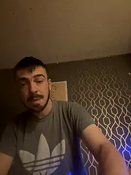 jaycoy22 online show from September 30, 2025, 11:55 pm