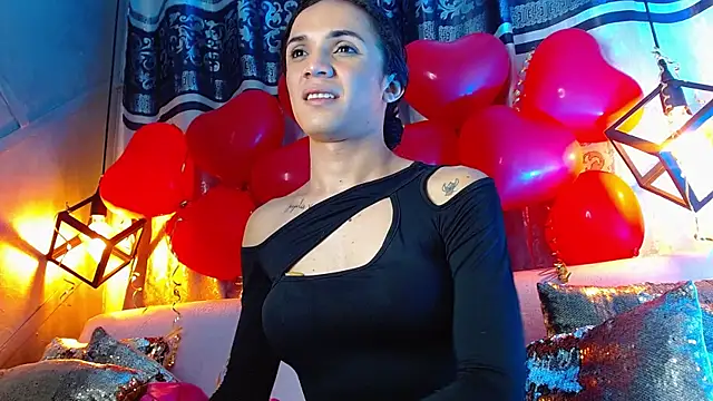 Cristal Gem1 online show from February 15, 2026, 2:01 am