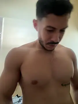 Snapshot of Darg98 chatting on October 4, 2025, 10:00 pm Darg98 online show from October 4, 2025, 10:00 pm