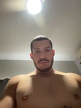 Snapshot of Darg98 chatting on October 30, 2025, 7:33 pm Darg98 online show from October 30, 2025, 7:33 pm