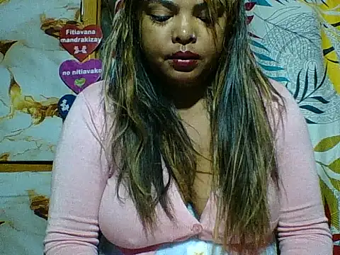 Snapshot of SEXY_METISE chatting on May 29, 2026, 2:06 am SEXY METISE online show from May 29, 2026, 2:06 am