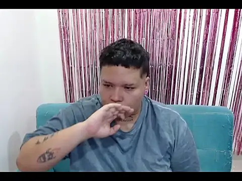 Yulian bigclit7 online show from March 16, 2026, 8:18 am