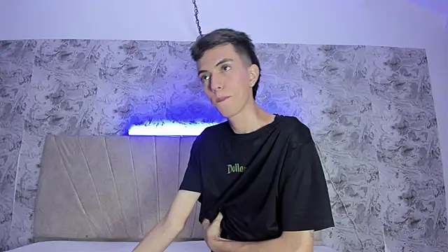 dylan 202520  online show from September 27, 2025, 11:38 am