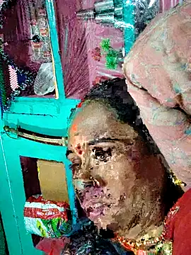 Pooja750 online show from October 24, 2025, 8:13 am