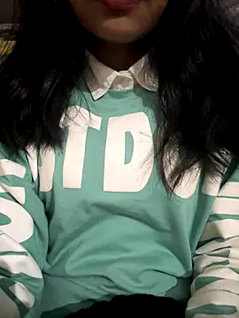 Snapshot of seemujaan chatting on November 27, 2025, 2:01 am seemujaan online show from November 27, 2025, 2:01 am