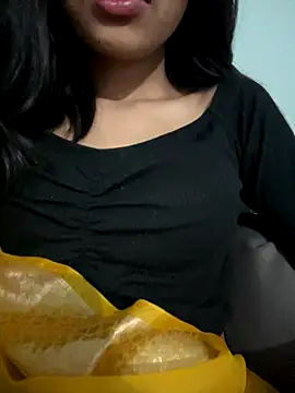 Snapshot of seemujaan chatting on November 29, 2025, 1:50 am seemujaan online show from November 29, 2025, 1:50 am