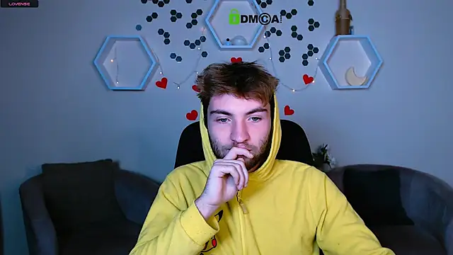 joseph bear  online show from October 8, 2025, 7:03 pm