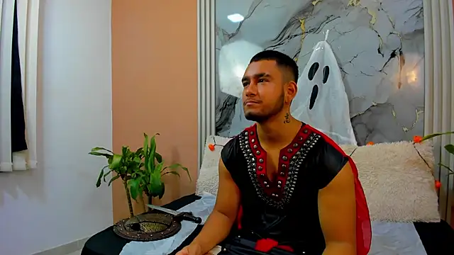  online show from October 31, 2025, 11:18 am