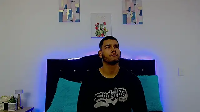 Snapshot of chatting on February 7, 2026, 12:13 pm online show from February 7, 2026, 12:13 pm