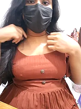 BeautyGirl sara online show from October 27, 2025, 12:17 pm