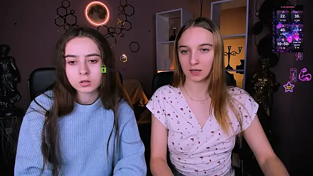 keylas moan online show from December 15, 2025, 1:17 pm