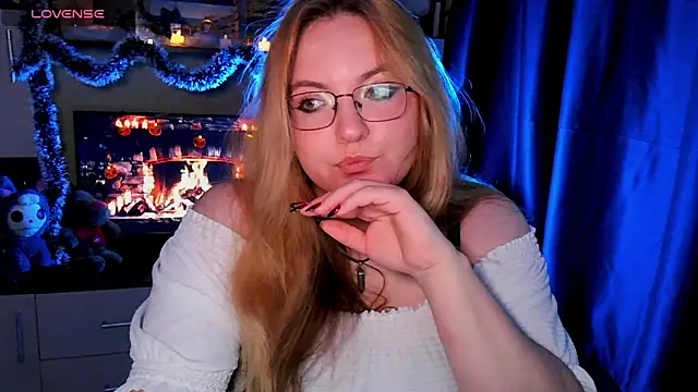 Snapshot of ZayaRush chatting on November 20, 2025, 10:16 am ZayaRush online show from November 20, 2025, 10:16 am