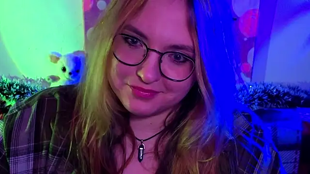 Snapshot of ZayaRush chatting on January 31, 2026, 7:45 pm ZayaRush online show from January 31, 2026, 7:45 pm