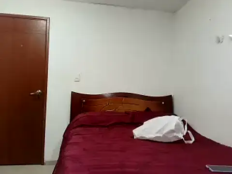  Cristal online show from November 24, 2025, 5:18 am