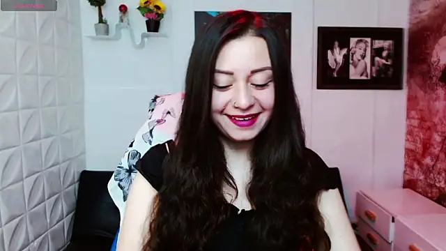 Eva Roussell online show from March 9, 2026, 3:04 pm