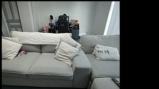 jenny5962 online show from September 16, 2025, 8:37 am