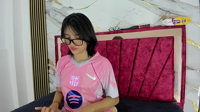 skaylar 95 mylove online show from October 3, 2025, 1:09 am