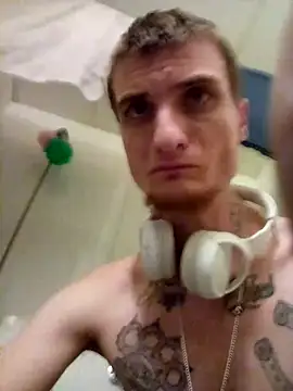 Snapshot of jizzyglizzy92 chatting on February 28, 2026, 1:22 pm jizzyglizzy92 online show from February 28, 2026, 1:22 pm