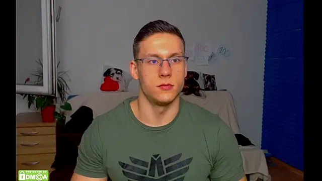 ZeinMiracles online show from February 13, 2026, 9:04 pm