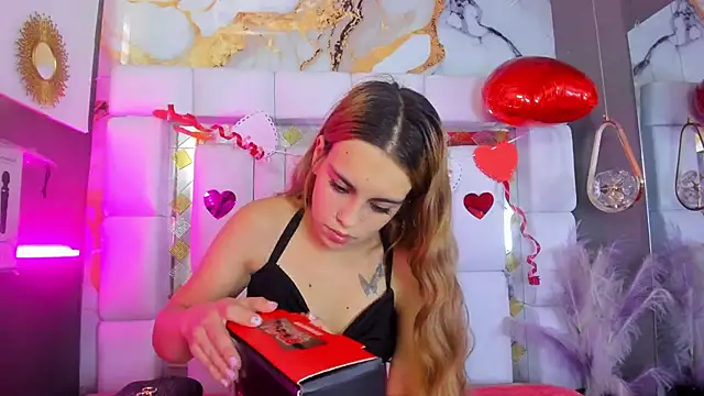 Natasha-Adams online show from February 10, 2026, 9:25 pm