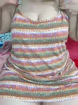 Snapshot of Hot-lino chatting on February 24, 2026, 1:28 am Hot-lino online show from February 24, 2026, 1:28 am