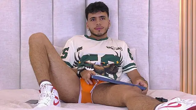 AlexanderJordan online show from November 16, 2025, 6:51 am