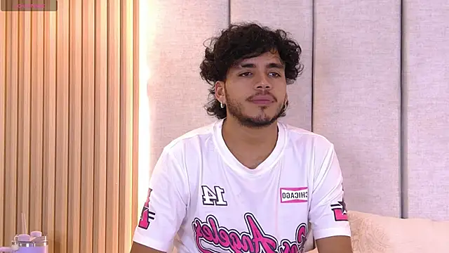 AlexanderJordan online show from September 17, 2025, 10:23 pm