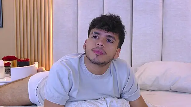 AlexanderJordan online show from January 11, 2026, 4:36 pm