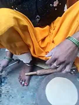 parmila203 online show from February 19, 2026, 2:19 am