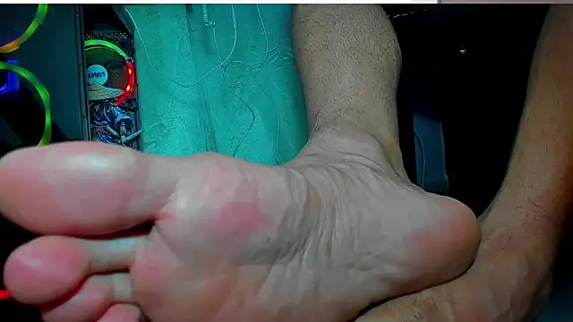 Snapshot of Sir_kev66 chatting on June 24, 2026, 7:29 am Sir kev66 online show from June 24, 2026, 7:29 am