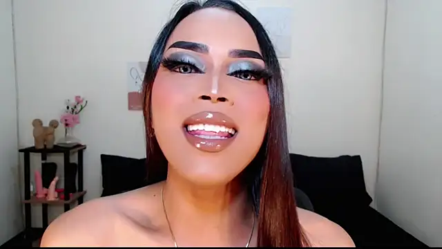 Lessandra Lust online show from September 13, 2025, 2:50 pm