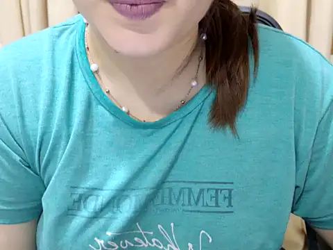 sizzling alice online show from September 22, 2025, 8:59 pm