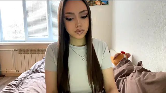 Leaf Unto online show from November 2, 2025, 12:21 pm