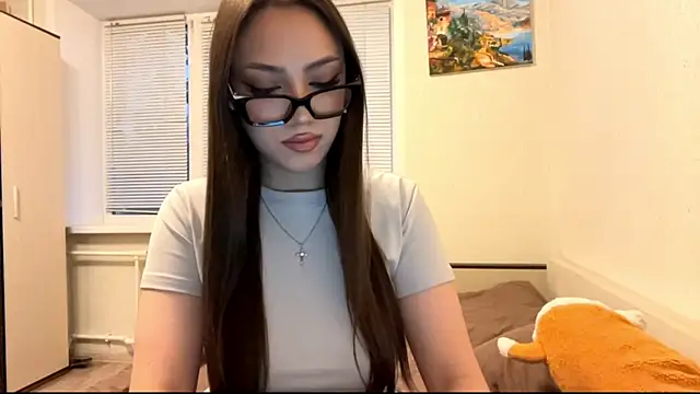 Leaf Unto online show from October 27, 2025, 1:12 pm