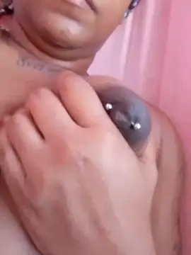 nessinha12 online show from December 1, 2025, 8:59 am