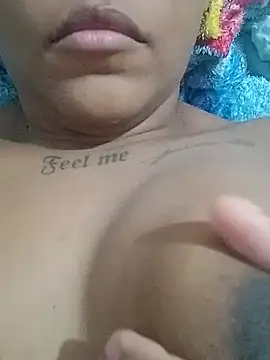 nessinha12 online show from September 11, 2025, 11:05 pm