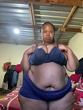 Curvycandy95 online show from March 10, 2026, 5:44 am